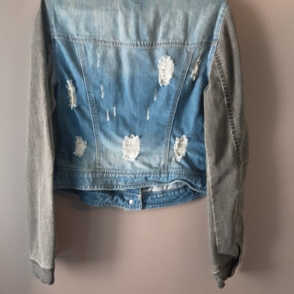 W118 by Walter Baker Distressed Jean Jacket Size Small - Picture 10 of 14